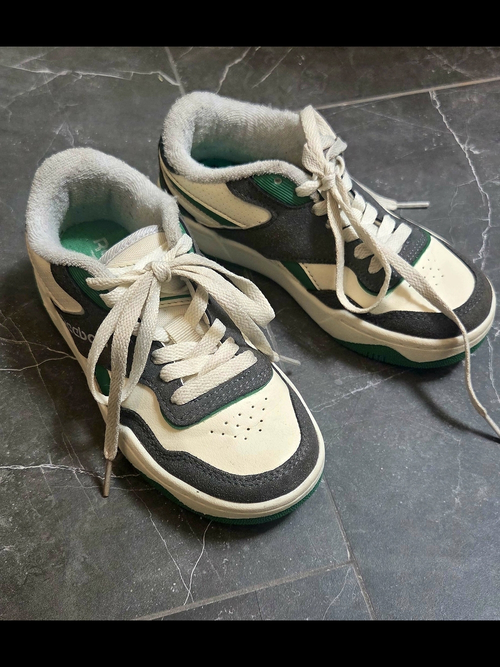Unisex Reebok Kids White, Black & Green Low-Top Sneakers
